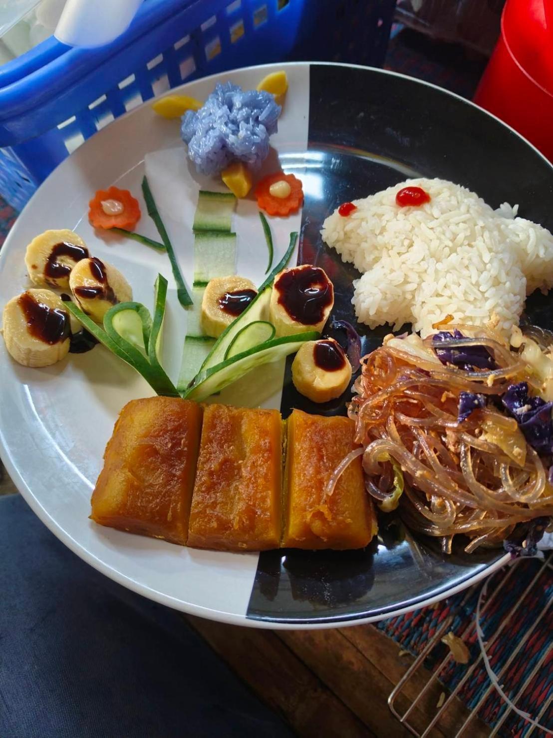 Adchara Mansion Hotel Chiang Rai Ngoại thất bức ảnh